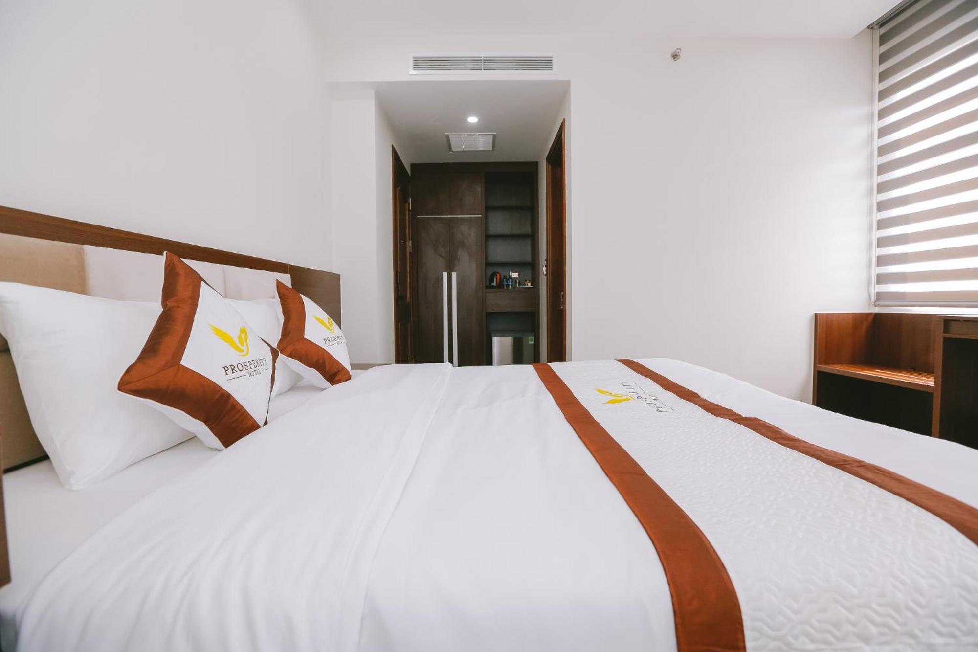 Prosperity Boutique Halong Hotel & Restaurent Ha Long Exterior foto