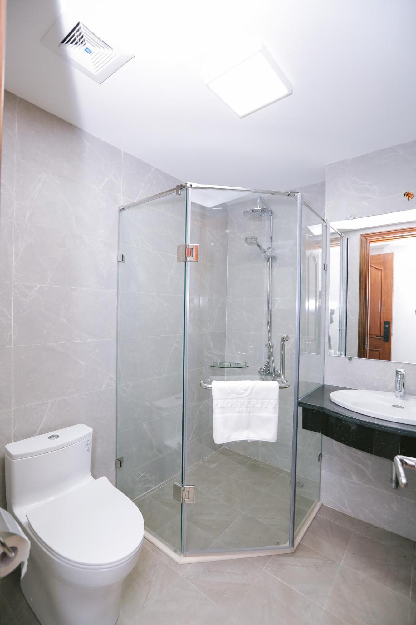 Prosperity Boutique Halong Hotel & Restaurent Ha Long Exterior foto